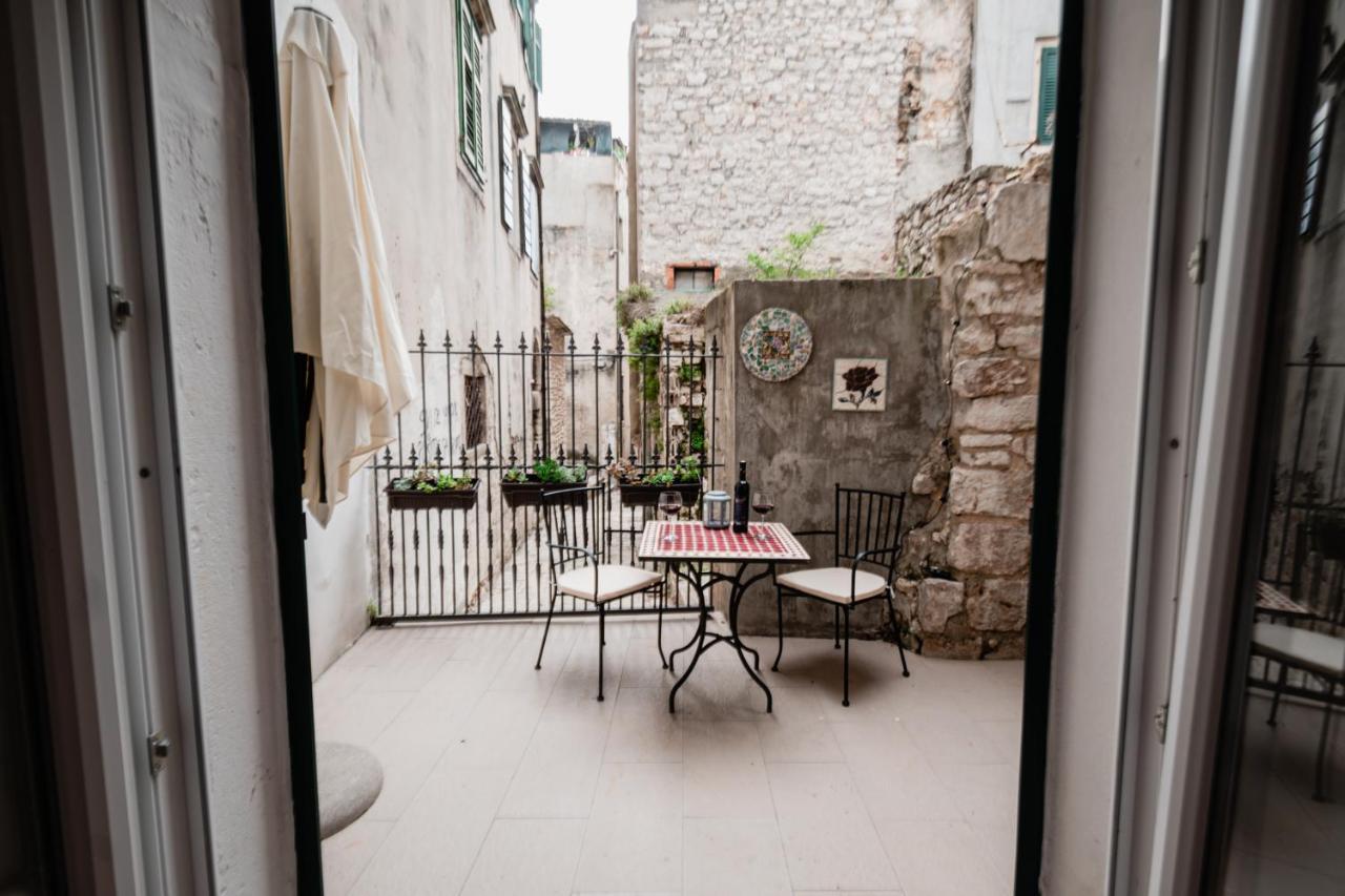 Lito Apartments Šibenik Buitenkant foto